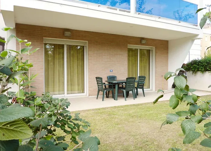 Апартаменти In 54670 *